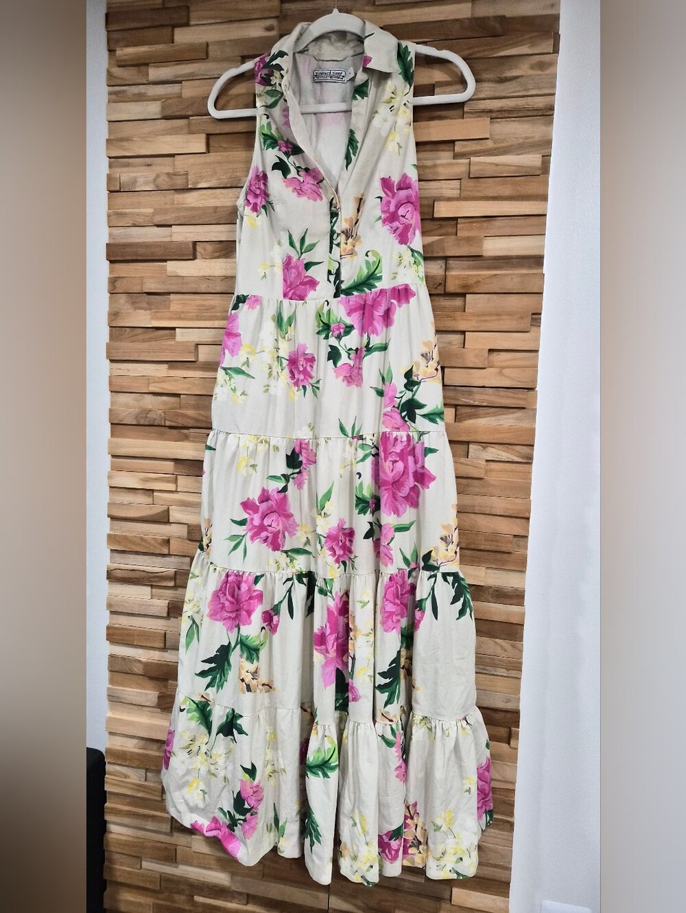 Vineyard Vines x Kentucky Derby tiered maxi floral dress - Size 4